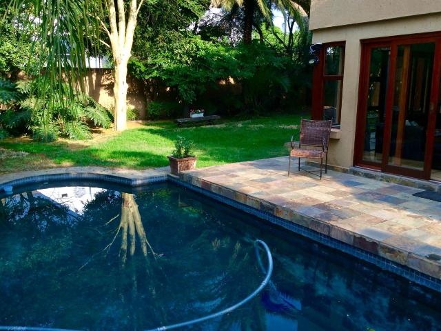4 Bedroom Townhouse For Sale in Khyber Rock