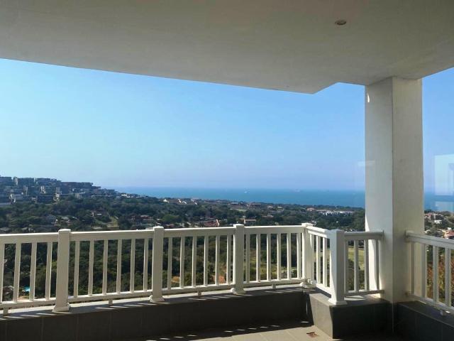 4 Bedroom Townhouse For Sale in La Lucia