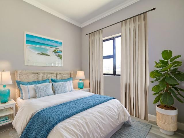 4 Bedroom Townhouse For Sale in Lovemore Park