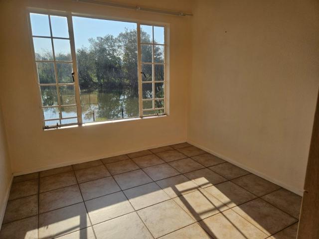 4 Bedroom Townhouse For Sale in Safari Gardens