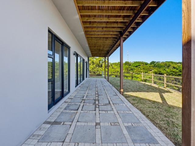 4 Bedroom Townhouse For Sale in Salt Rock