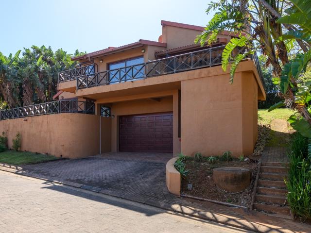 4 Bedroom Townhouse For Sale in San Lameer