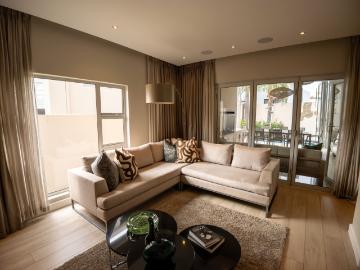 4 Bedroom Townhouse For Sale in Sandown