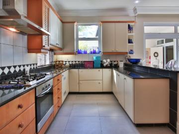 4 Bedroom Townhouse For Sale in Southbroom