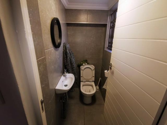 4 Bedroom Townhouse For Sale in Terenure