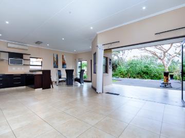 4 Bedroom Townhouse For Sale in Zimbali Estate