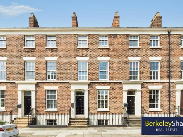 4 bedroom townhouse for sale