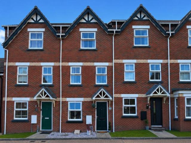 4 bedroom townhouse for sale