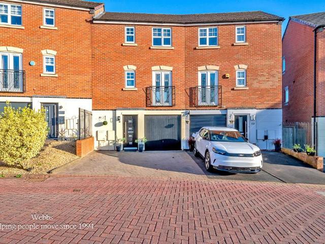 4 bedroom townhouse for sale