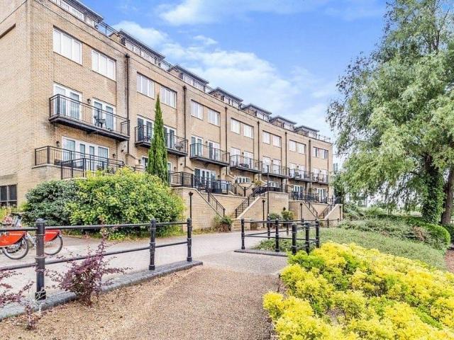 4 bedroom townhouse for sale