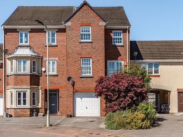 4 bedroom townhouse for sale