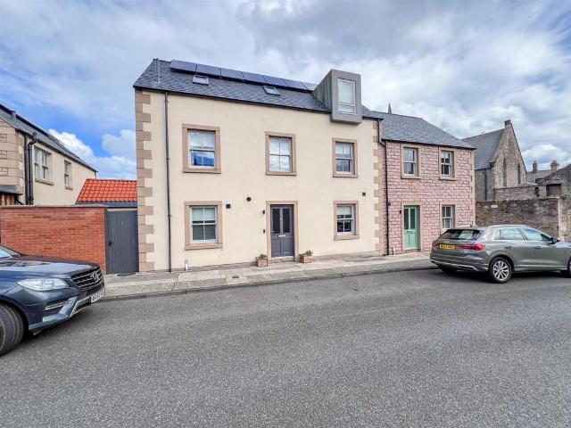 4 bedroom townhouse for sale