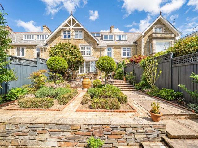 4 bedroom townhouse for sale