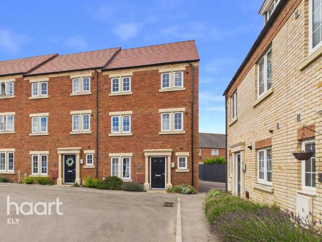 4 bedroom townhouse for sale
