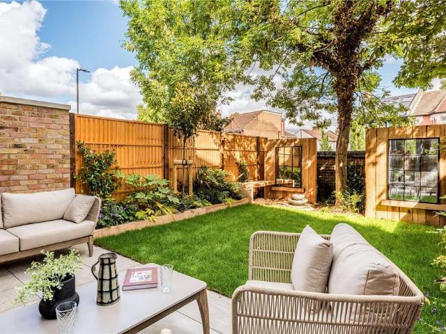 4 bedroom townhouse for sale