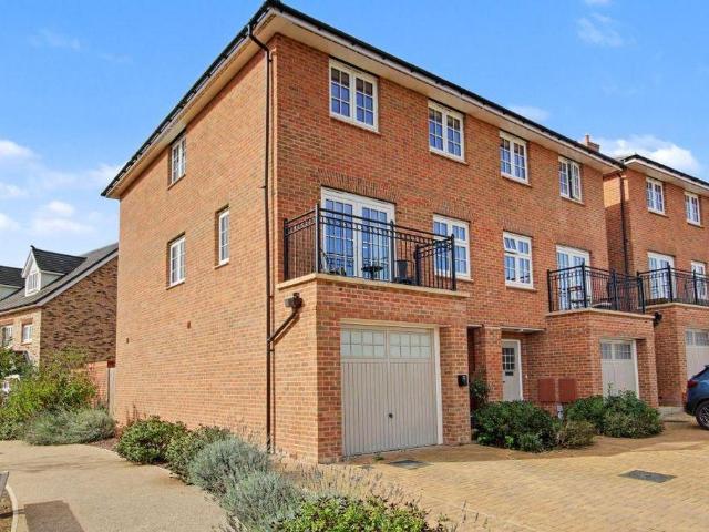 4 bedroom townhouse for sale