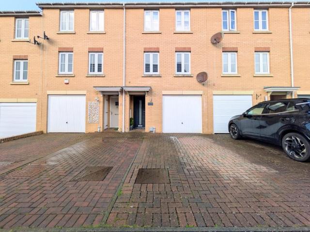 4 bedroom townhouse for sale