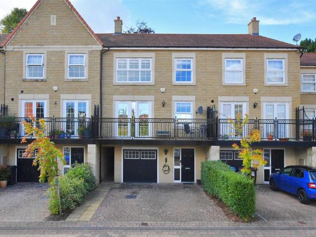 4 bedroom townhouse for sale