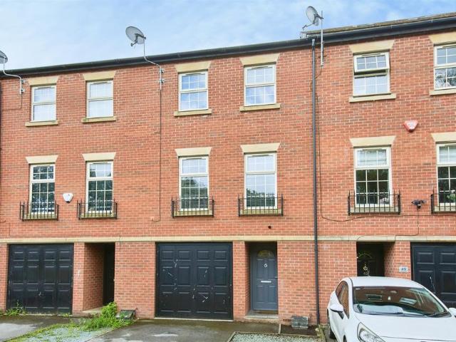 4 bedroom townhouse for sale