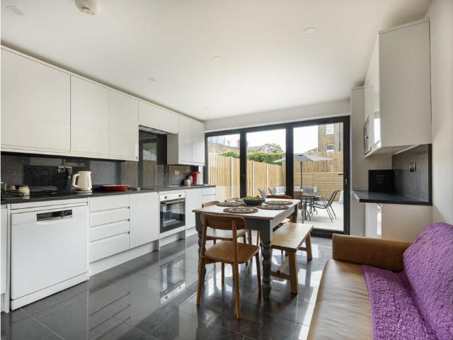 4 bedroom townhouse for sale
