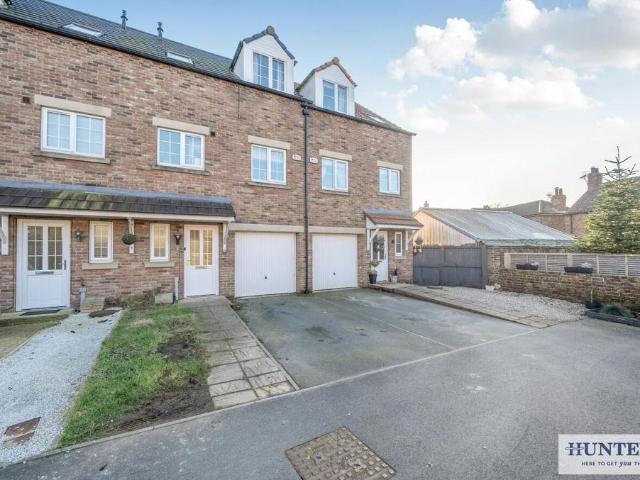 4 bedroom townhouse for sale