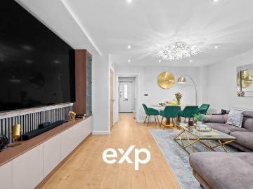 4 bedroom townhouse for sale