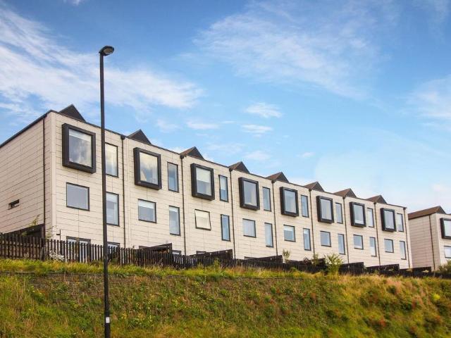 4 bedroom townhouse for sale