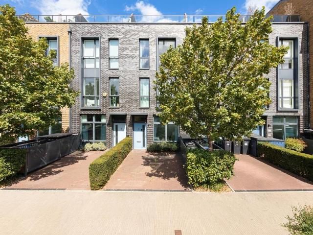 4 bedroom townhouse for sale