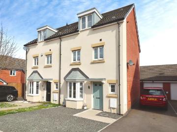4 bedroom townhouse for sale