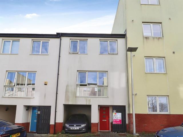 4 bedroom townhouse for sale