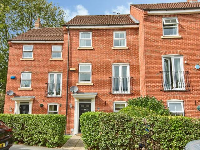 4 bedroom townhouse for sale