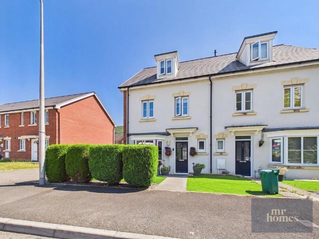 4 bedroom townhouse for sale