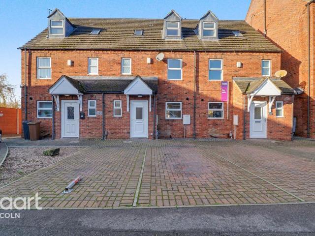 4 bedroom townhouse for sale