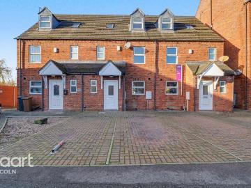 4 bedroom townhouse for sale