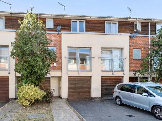 4 bedroom townhouse for sale