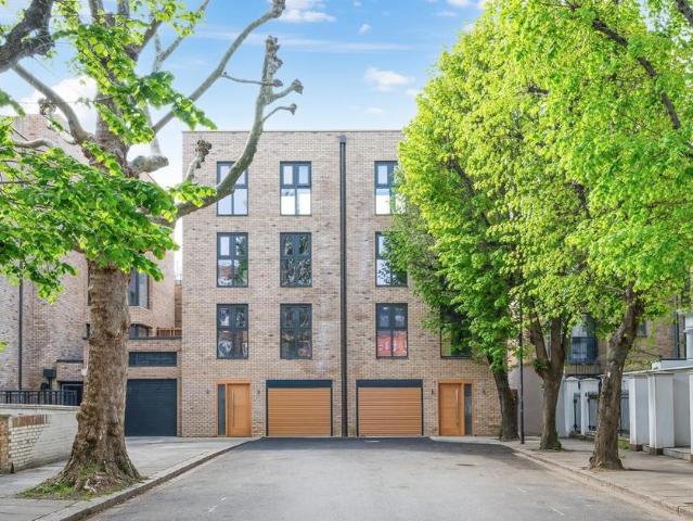 4 bedroom townhouse for sale