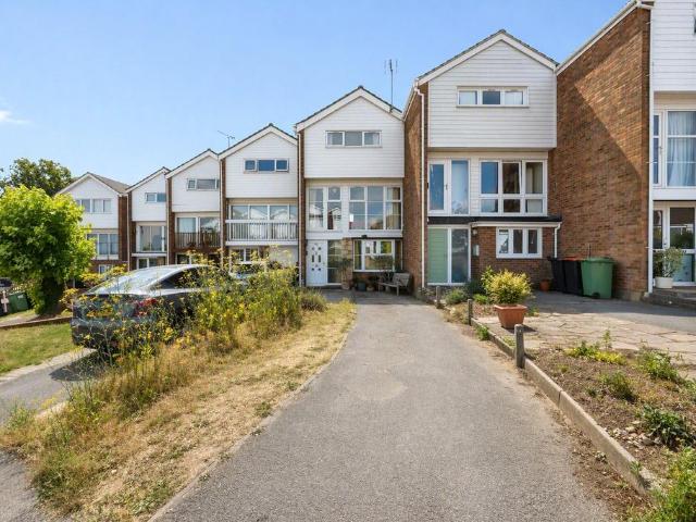 4 bedroom townhouse for sale