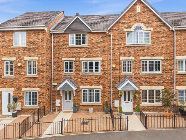 4 bedroom townhouse for sale