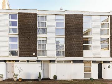 4 bedroom townhouse for sale