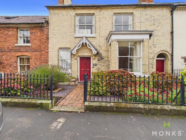 4 bedroom townhouse for sale
