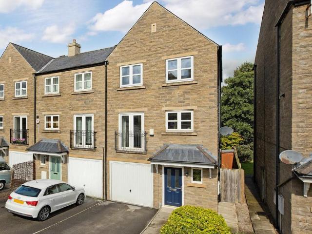 4 bedroom townhouse for sale