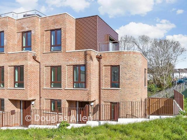 4 bedroom townhouse for sale