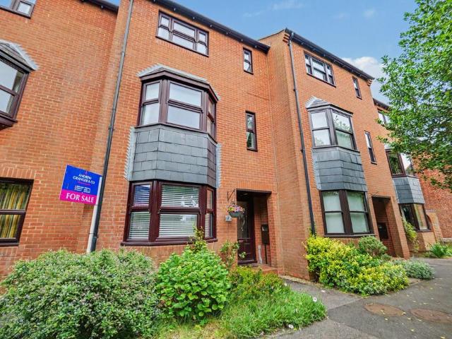 4 bedroom townhouse for sale