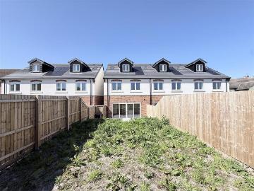 4 bedroom townhouse for sale
