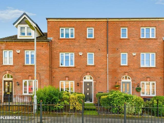 4 bedroom townhouse for sale
