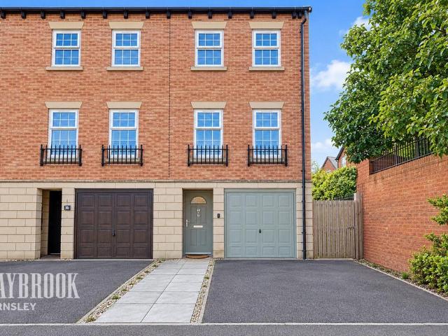 4 bedroom townhouse for sale