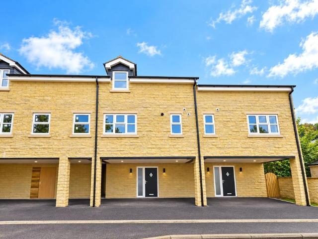 4 bedroom townhouse for sale
