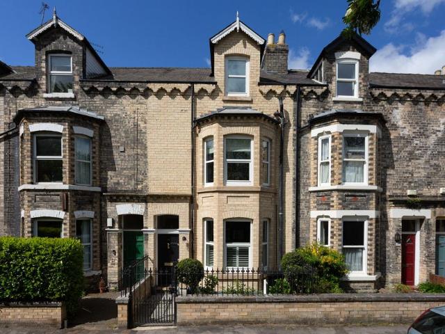 4 bedroom townhouse for sale