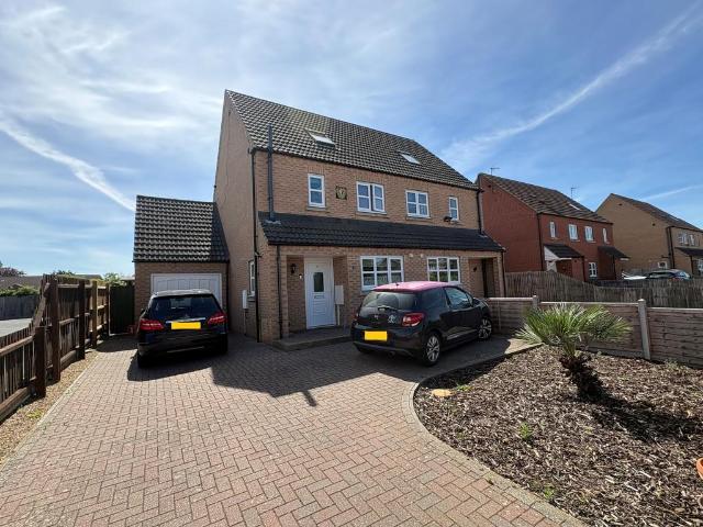 4 bedroom townhouse for sale