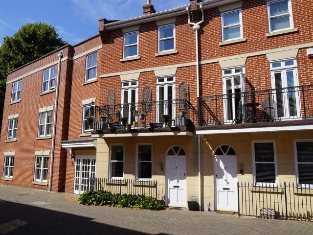 4 bedroom townhouse for sale